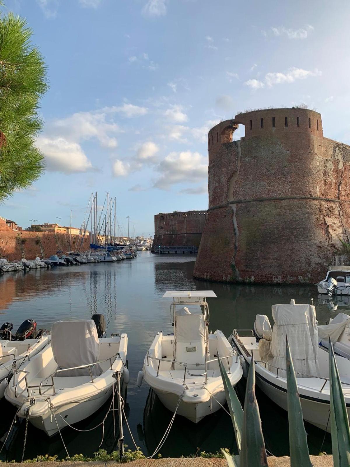 Enjoy Toscana ! リヴォルノ エクステリア 写真
